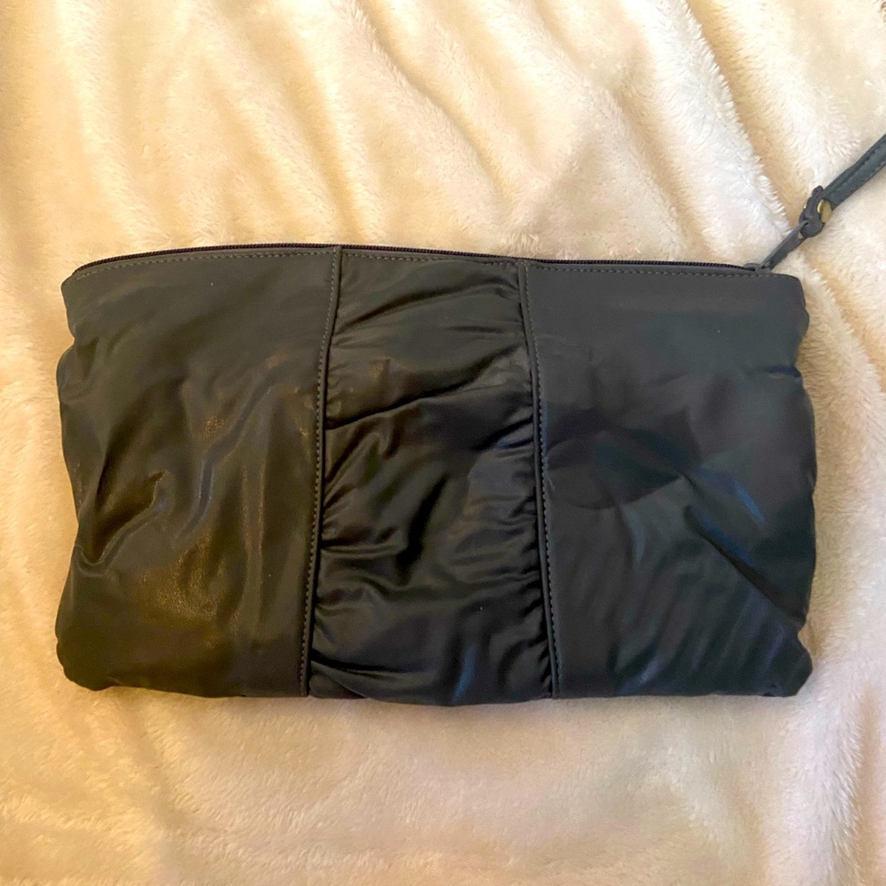 🌹Grey Clutch